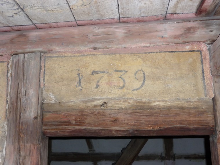 Jahreszahl 1739 im Dachboden des Wohnhauses